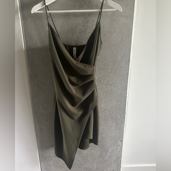 M boutique / Mendocino Green Bodycon Dress - Picture 3 of 5